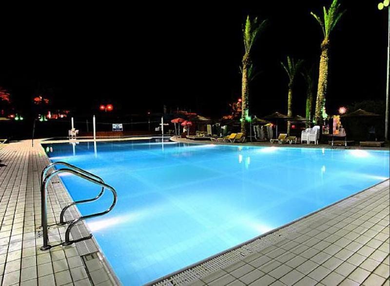 Eilot Kibbutz Country Lodging エイラート エクステリア 写真