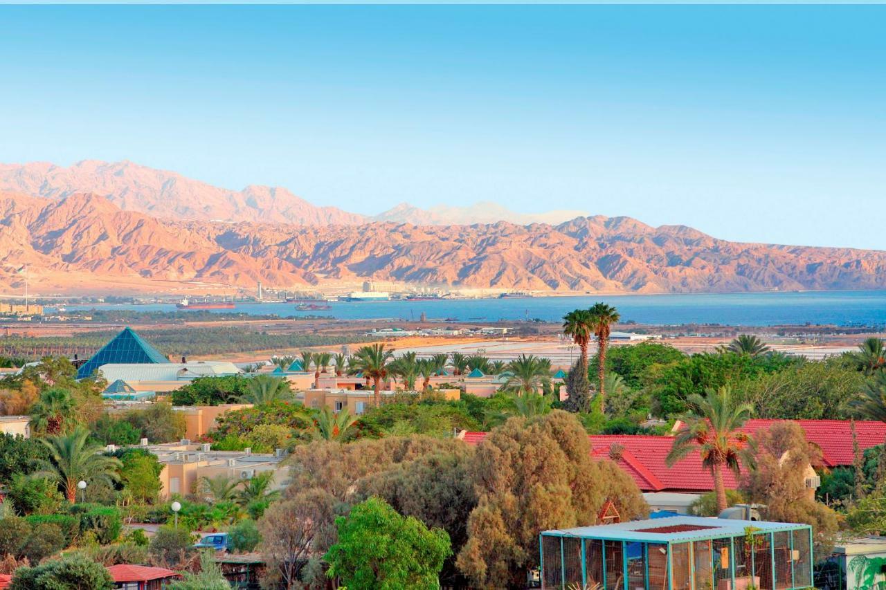 Eilot Kibbutz Country Lodging エイラート エクステリア 写真